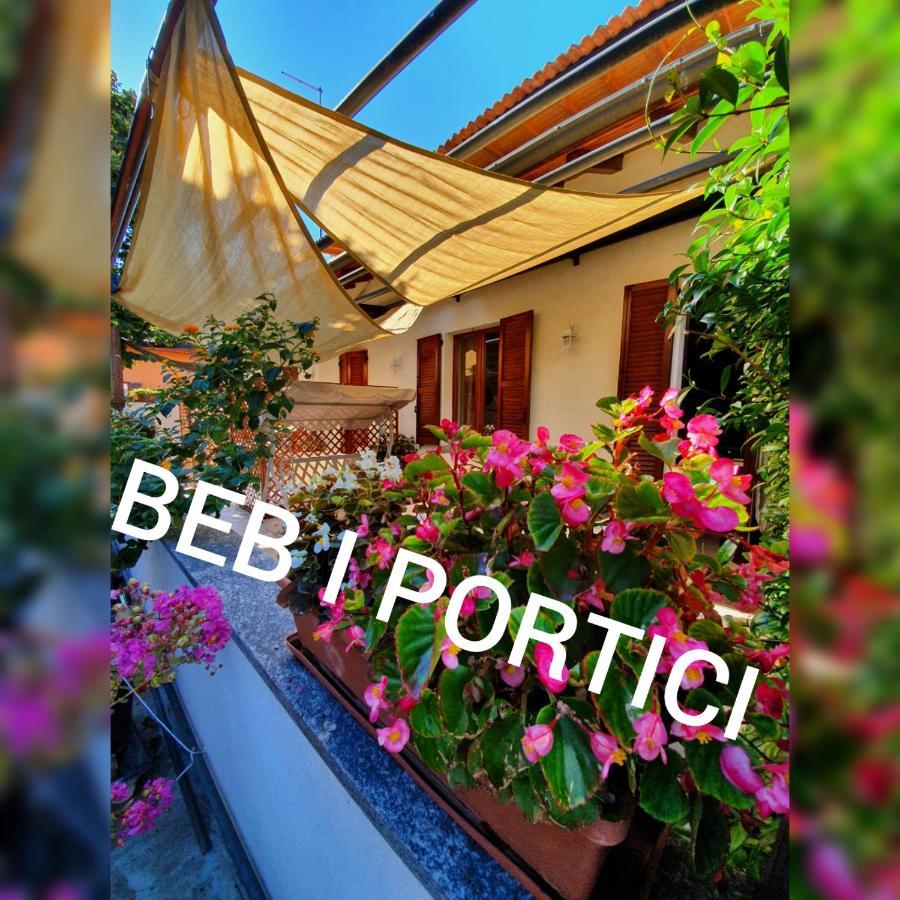 مبيت وإفطار تْشيرنوبيو Beb I Portici المظهر الخارجي الصورة